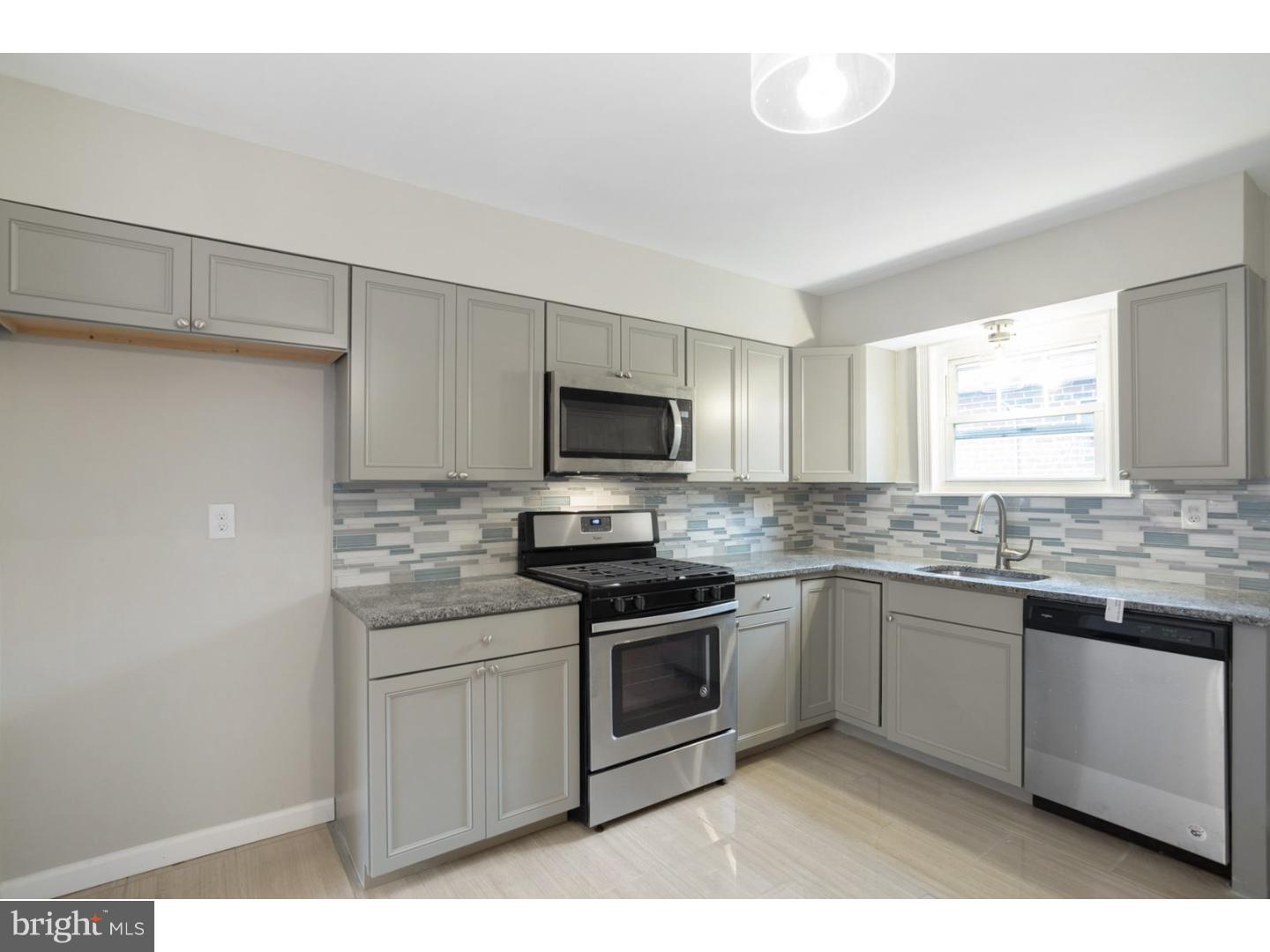 8805 Rising Sun Avenue Philadelphia, PA 19115 - Photo 8 of 25 Gallery Image 8