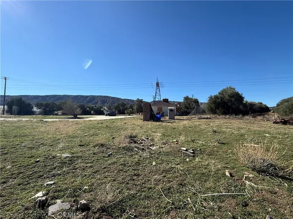 $579,000 | 8539 West Ave L, Lancaster, CA 93536