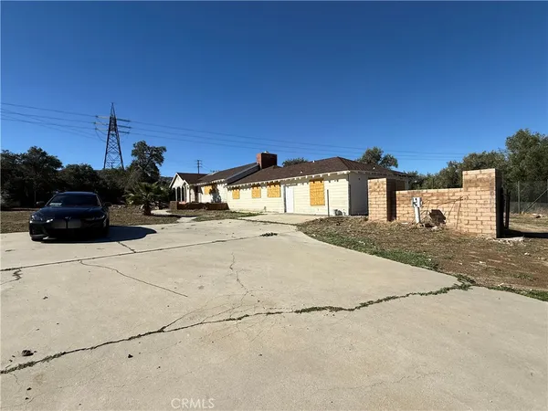 $579,000 | 8539 West Ave L, Lancaster, CA 93536