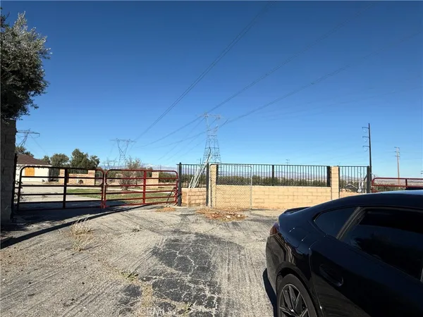 $579,000 | 8539 West Ave L, Lancaster, CA 93536