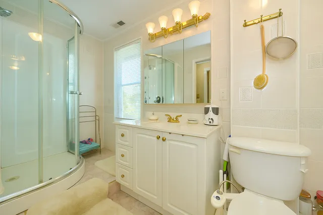 $499,900 | 703 North Arlington Heights Road, Arlington Heights, IL 60004