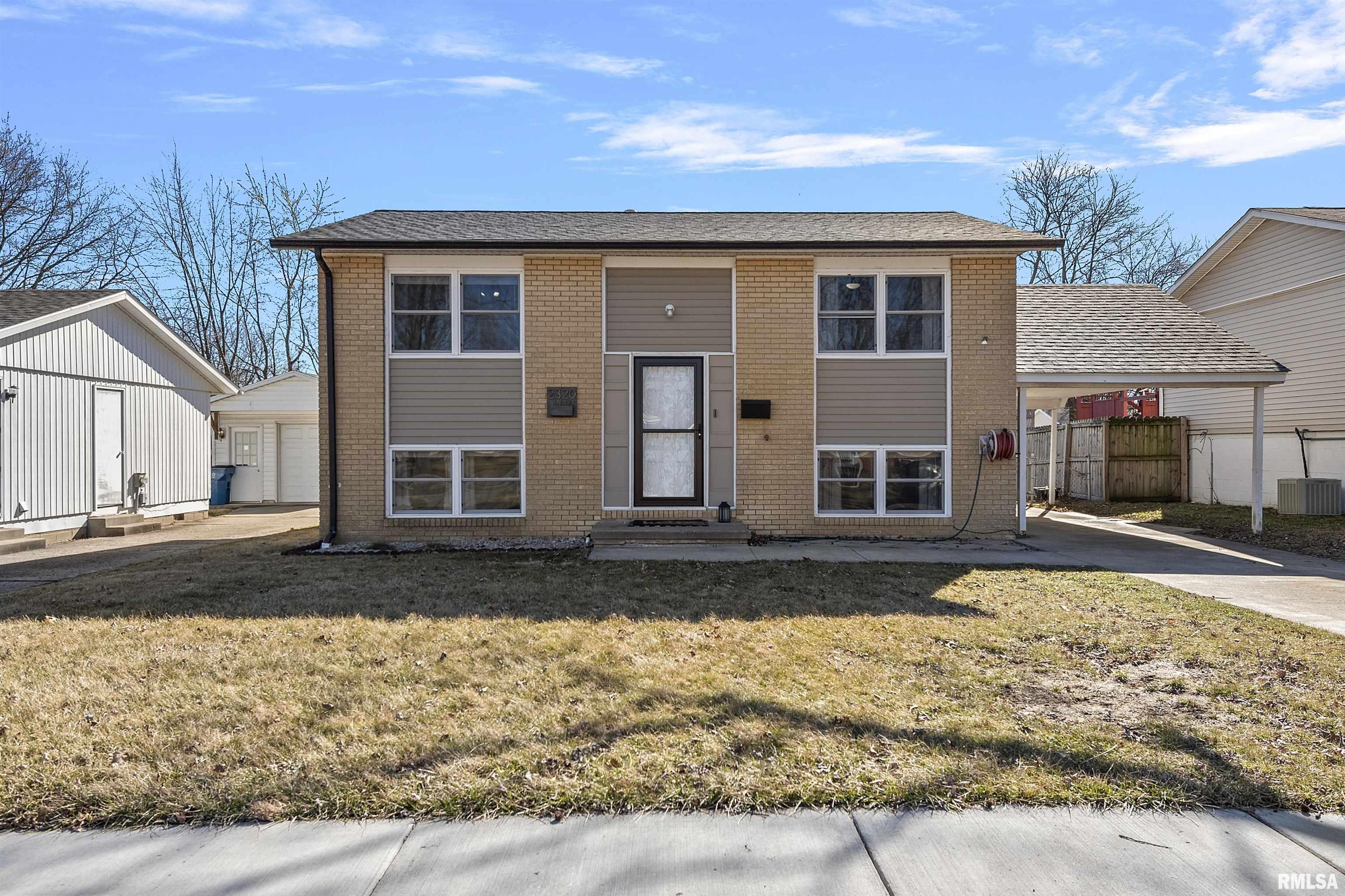 2320 Stokebridge Road Springfield, IL 62702 - Photo 1 of 32