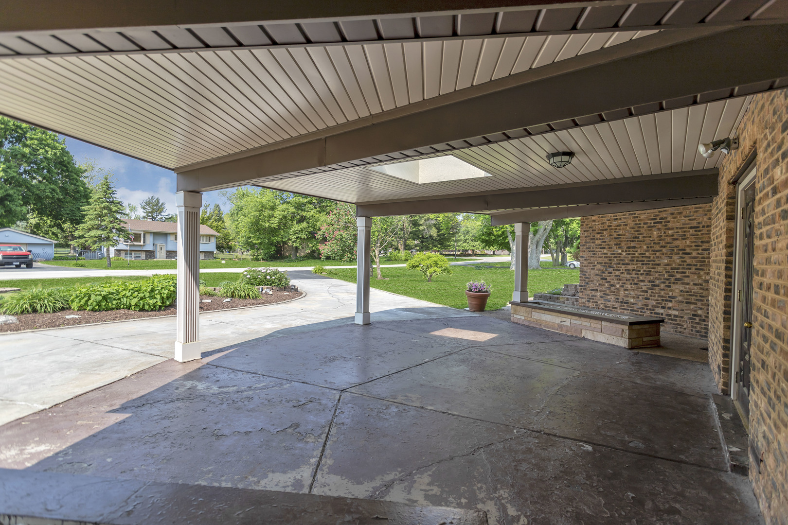 30W501 Lies Road West Chicago, IL 60185 - Photo 24 of 28 Gallery Image 24