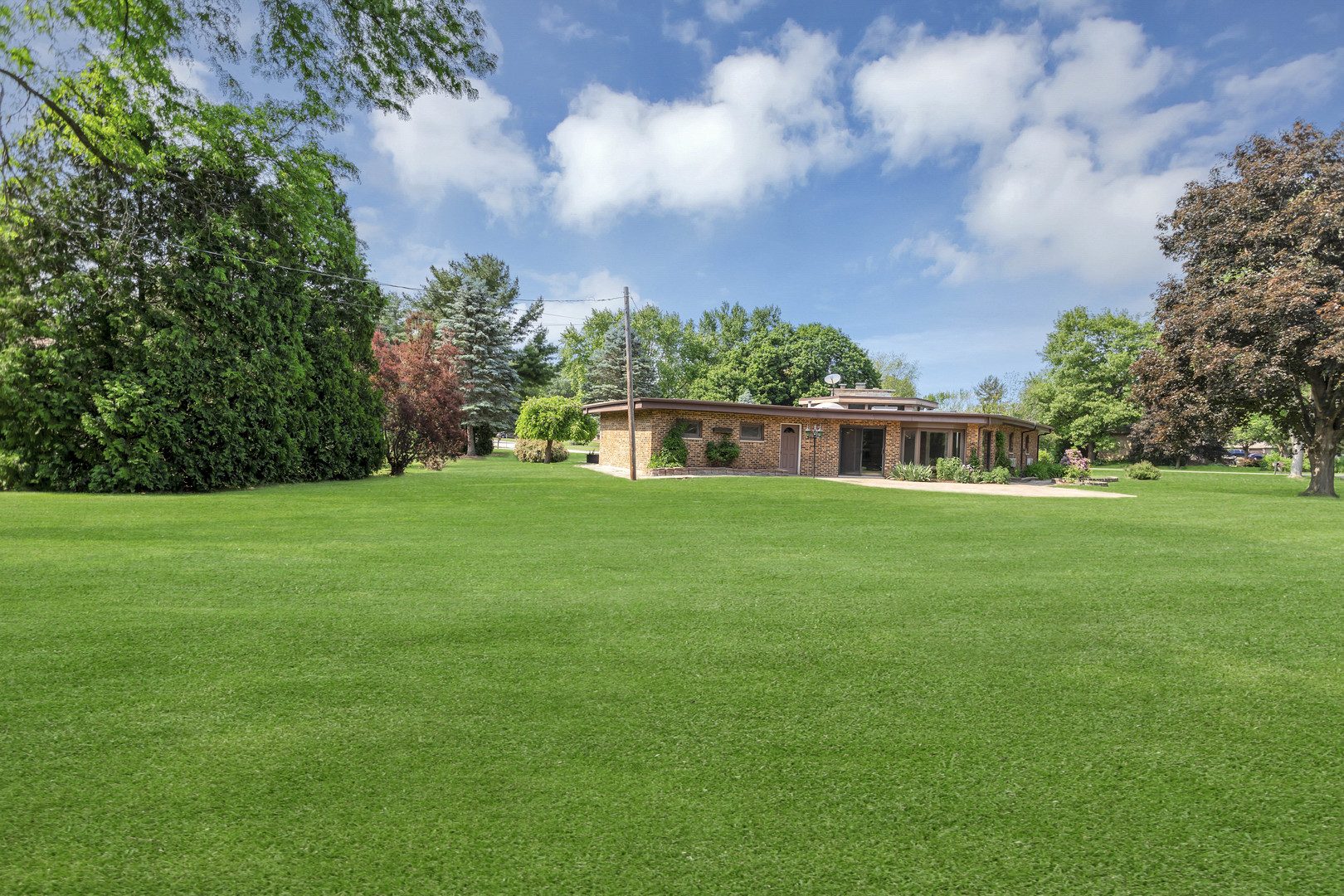 30W501 Lies Road West Chicago, IL 60185 - Photo 27 of 28 Gallery Image 27