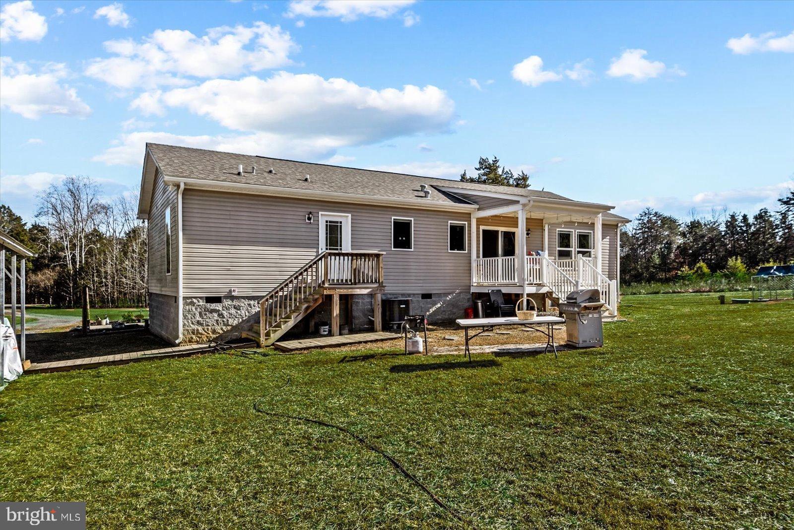 6600 Stubbs Bridge Road Spotsylvania, VA 22551 - Photo 30 of 37 Charming home with spacious outdoor views.