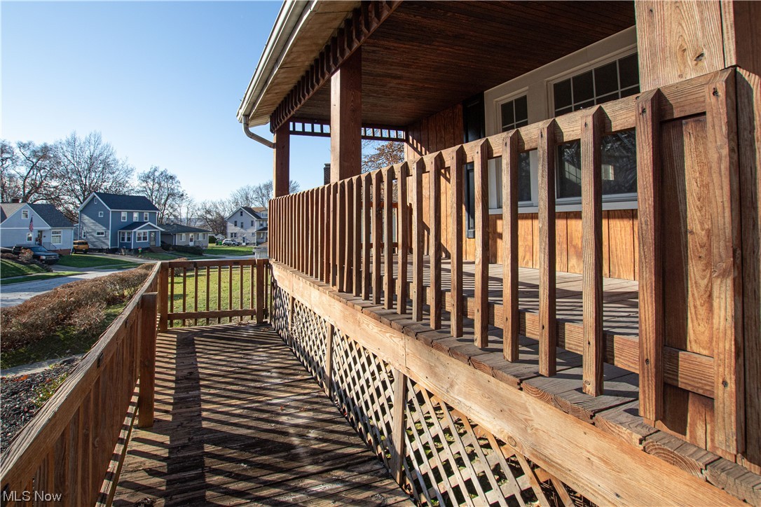 4764 Rockwood Road Cleveland, OH 44125 - Photo 33 of 35 View of wooden terrace