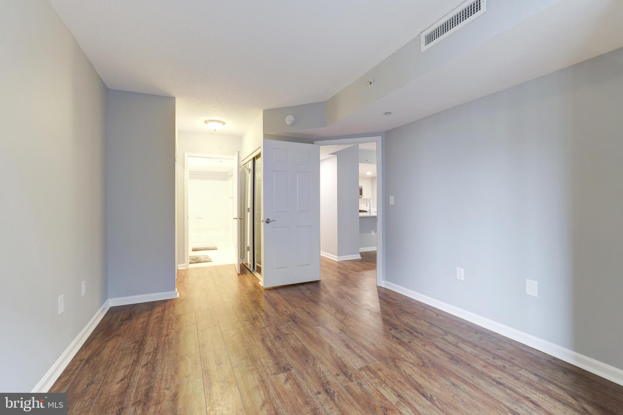 11710 Old Georgetown Road, Unit 809 Rockville, MD 20852 - Photo 20 of 39 Gallery Image 20