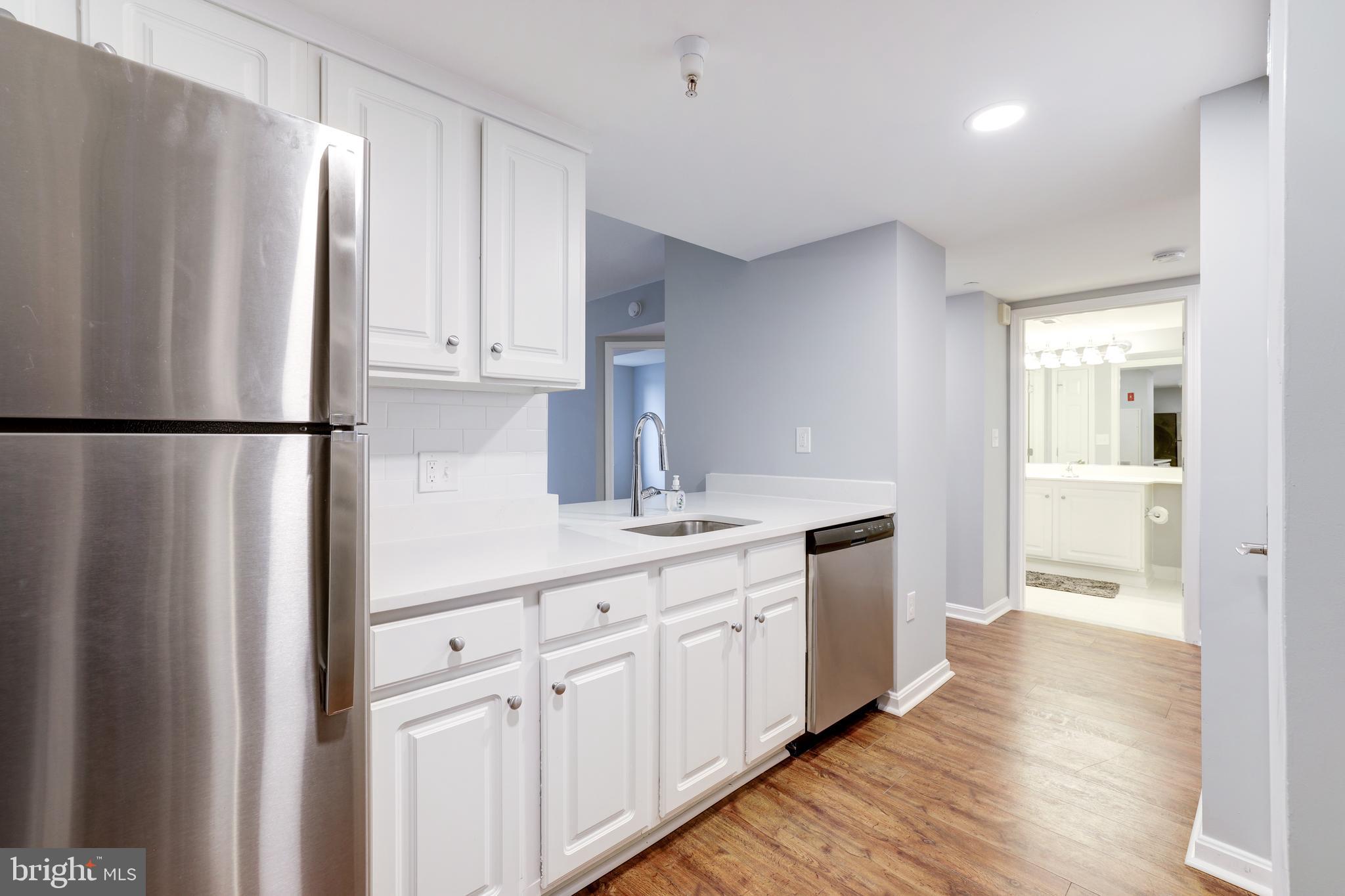 11710 Old Georgetown Road, Unit 809 Rockville, MD 20852 - Photo 8 of 39 Gallery Image 8