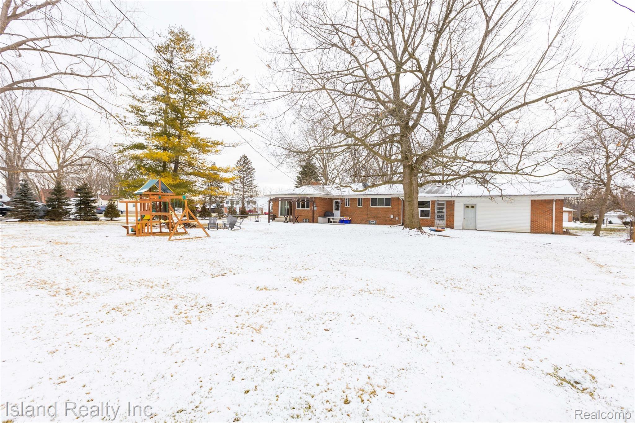 9262 Church Road Grosse Ile, MI 48138 - Photo 28 of 28 9262 Church Rd, Grosse Ile (28 of 28).jpg