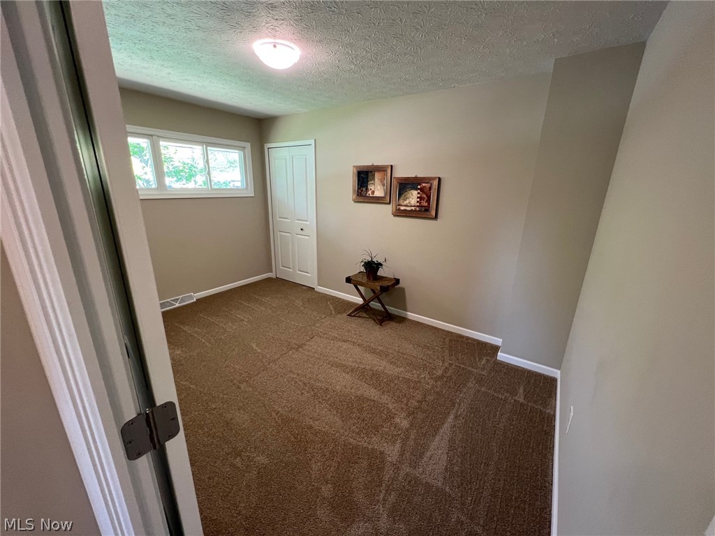 8698 Lynnhaven Road Parma Heights, OH 44130 - Photo 8 of 18