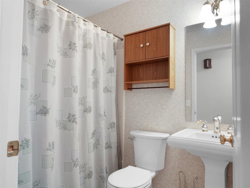 7587 Salmon Creek Road Williamson, NY 14589 - Photo 27 of 49