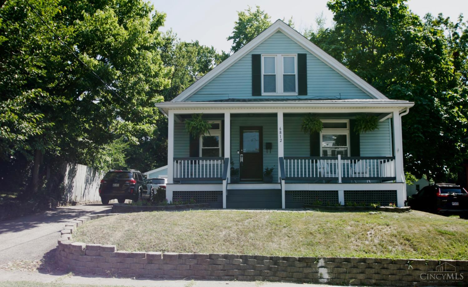 6812 Plainfield Road Cincinnati, OH 45236 - Photo 1 of 29
