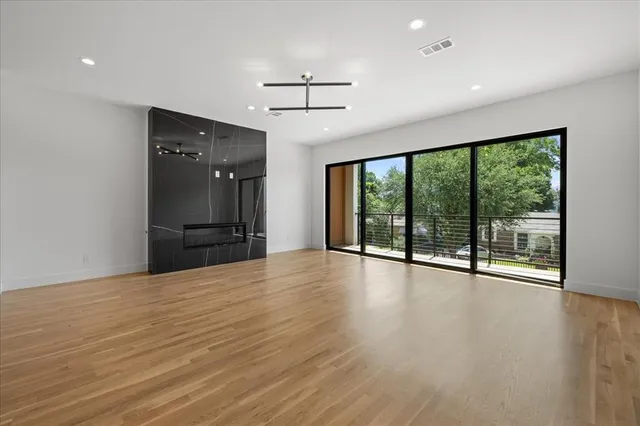 $8,495 | 4519 Weldon Street, Dallas, TX 75204