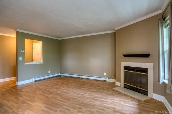 $2,300 | 9 Lexington Hills Road, Unit 3, Harriman, NY 10926