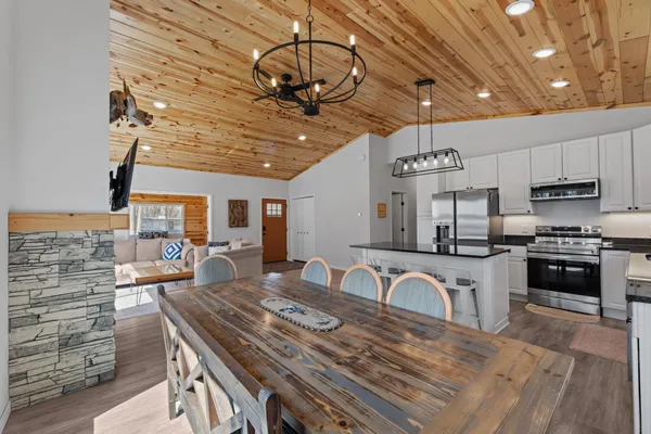 $498,500 | 1505 White Cloud Drive South, Isle, MN 56342
