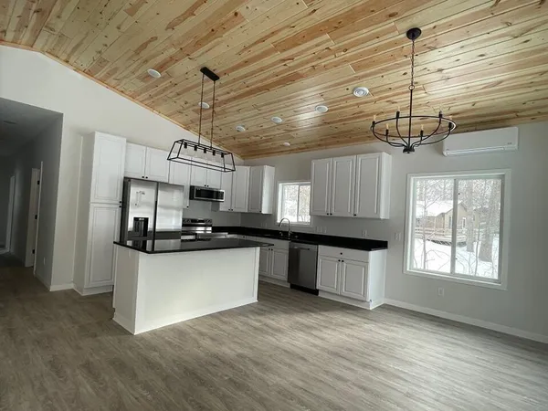 $498,500 | 1505 White Cloud Drive South, Isle, MN 56342