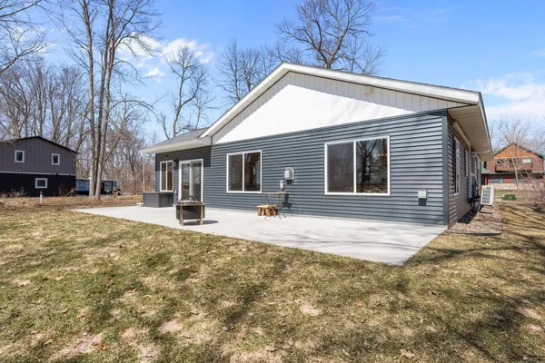 $498,500 | 1505 White Cloud Drive South, Isle, MN 56342