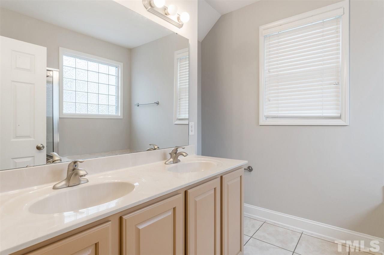 3902 Magnolia Pond Road Raleigh, NC 27610 - Photo 21 of 29