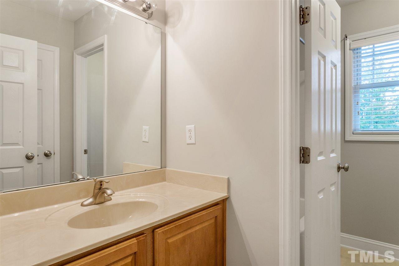 3902 Magnolia Pond Road Raleigh, NC 27610 - Photo 27 of 29