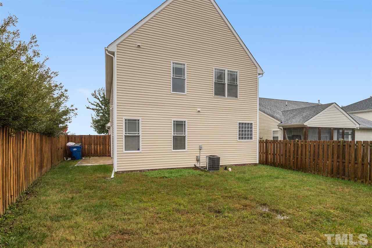 3902 Magnolia Pond Road Raleigh, NC 27610 - Photo 5 of 29