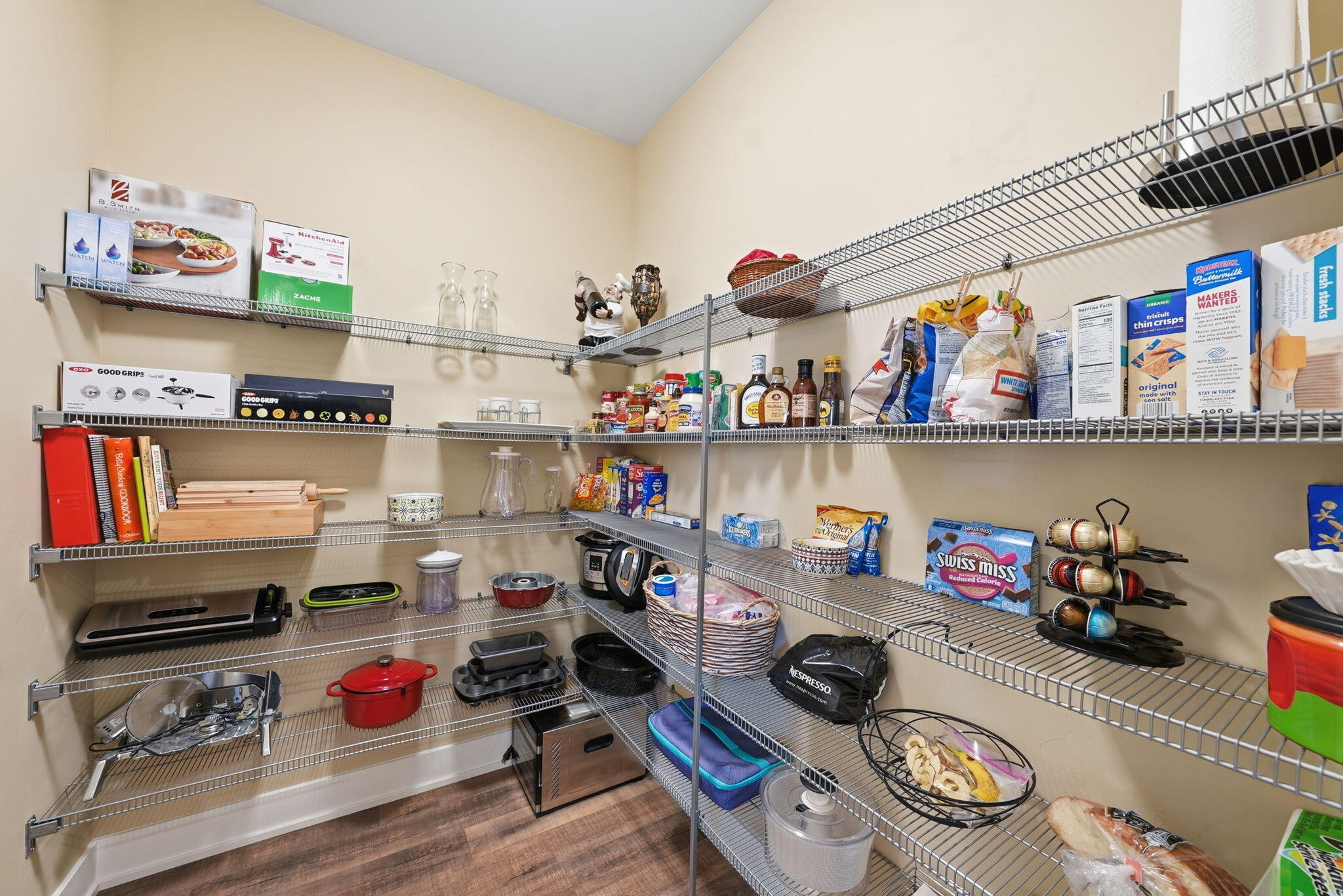 2714 Northwest 23rd Street Redmond, OR 97756 - Photo 18 of 57 a room with furniture and a wooden floor