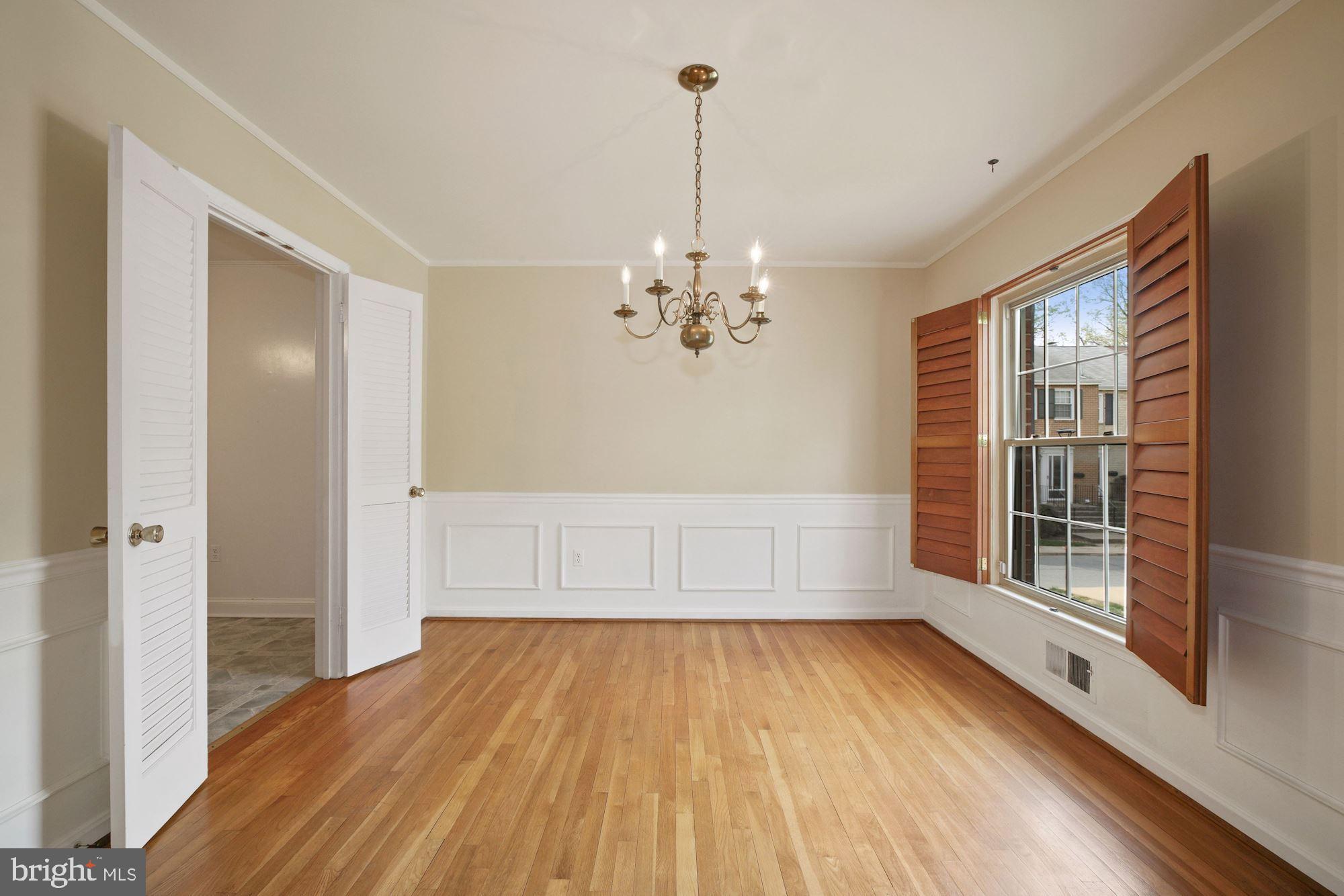 2123 Bucknell Terrace, Unit 52 Silver Spring, MD 20902 - Photo 3 of 26 Dining Room - Main Level