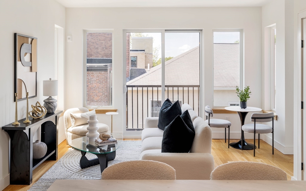 58 Kent, Unit 403 Brookline, MA 02445 - Photo 4 of 23