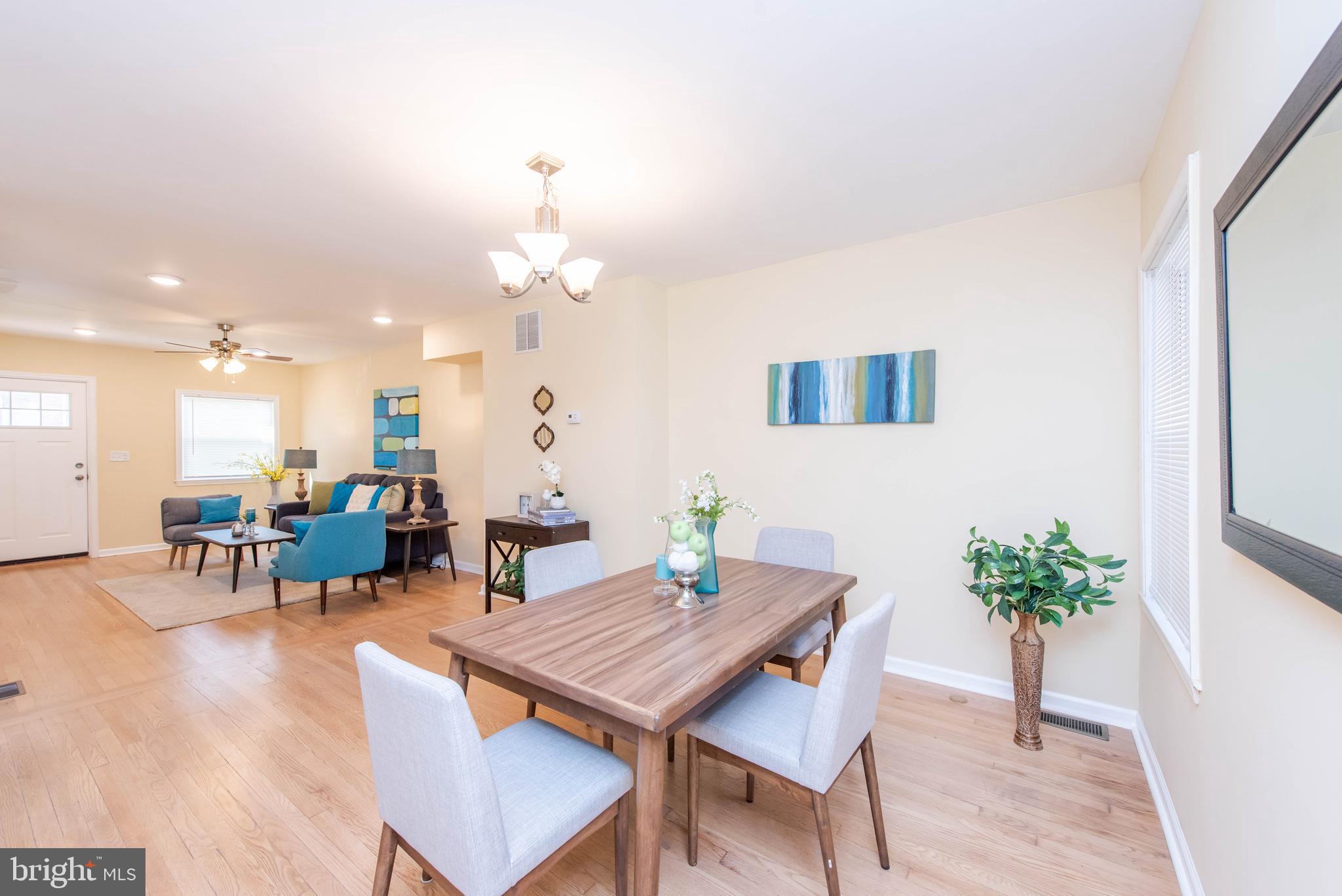 3802 Colborne Road Baltimore, MD 21229 - Photo 4 of 38 Dining Room