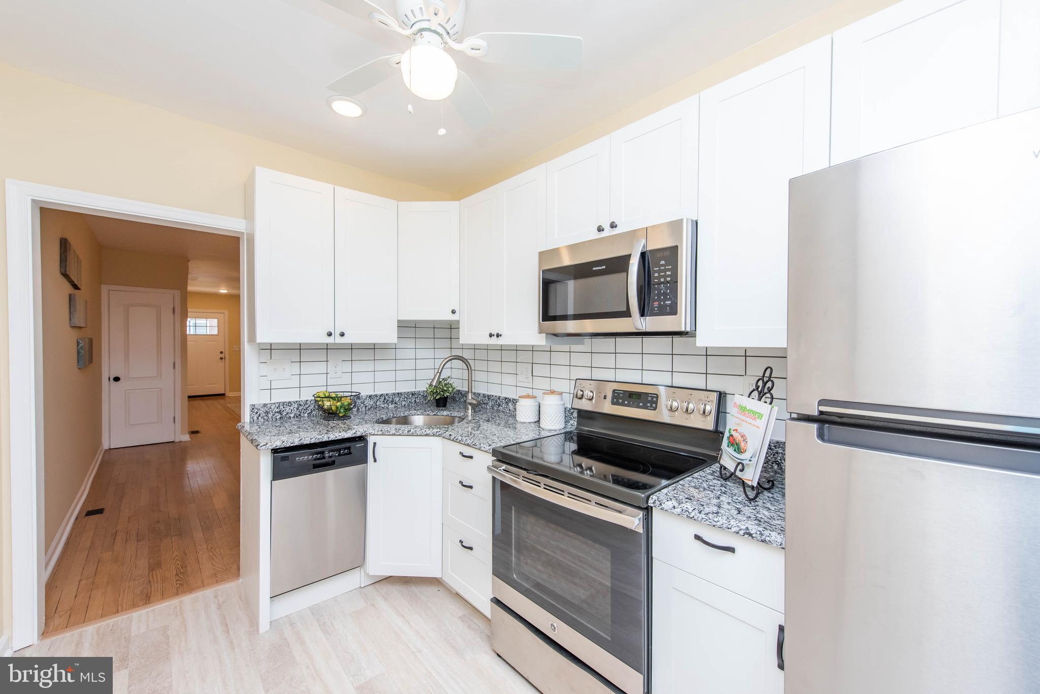 3802 Colborne Road Baltimore, MD 21229 - Photo 7 of 38 Kitchen
