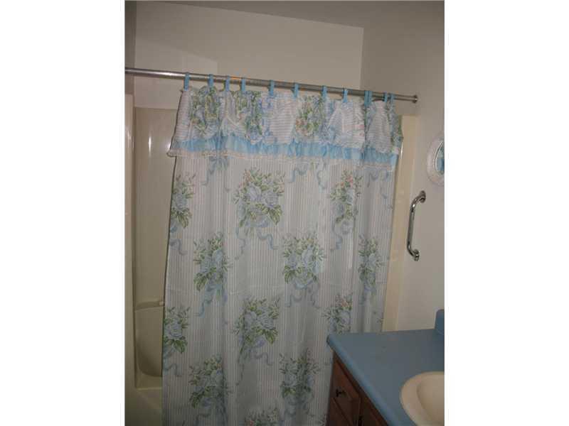 360 Bath Road Wiscasset, ME 04578 - Photo 14 of 24 Master Bath/Spa.