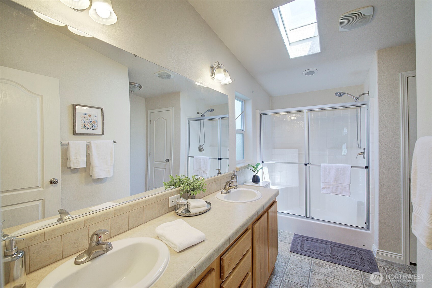 23825 15th Avenue Southeast, Unit 170 Bothell, WA 98021 - Photo 9 of 20