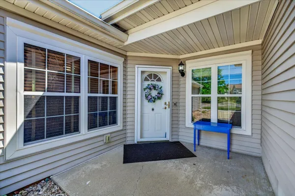 $439,900 | 72 Northlight Way, Fitchburg, WI 53711
