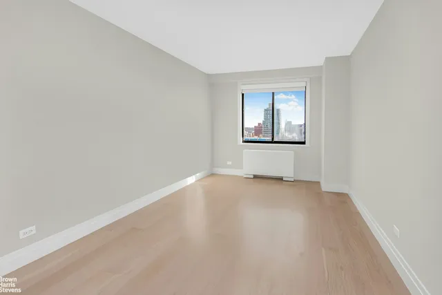 $310,000 | 3671 Hudson Manor Terrace, Unit 11H | Riverdale