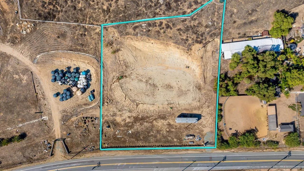 5352 Dehesa Road El Cajon, CA 92019 - Photo 5 of 10 a view of a glass door