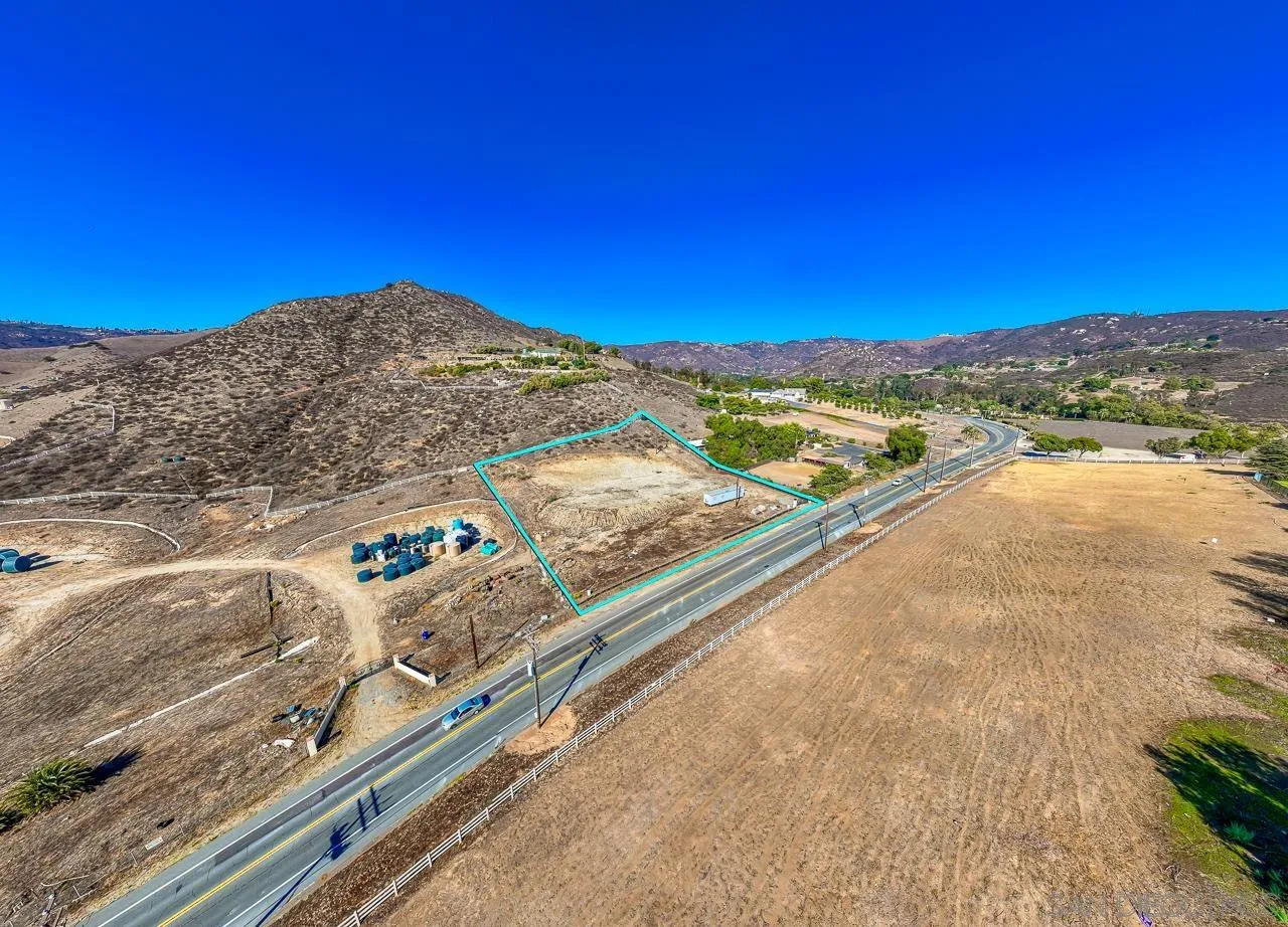 5352 Dehesa Road El Cajon, CA 92019 - Photo 9 of 10 a view of a city from a terrace