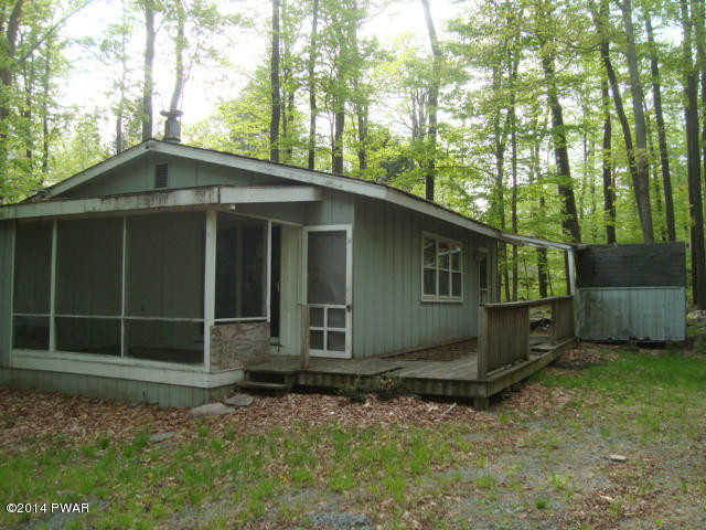153 Lake In The Clouds Road Canadensis, PA 18325 - Photo 3 of 14