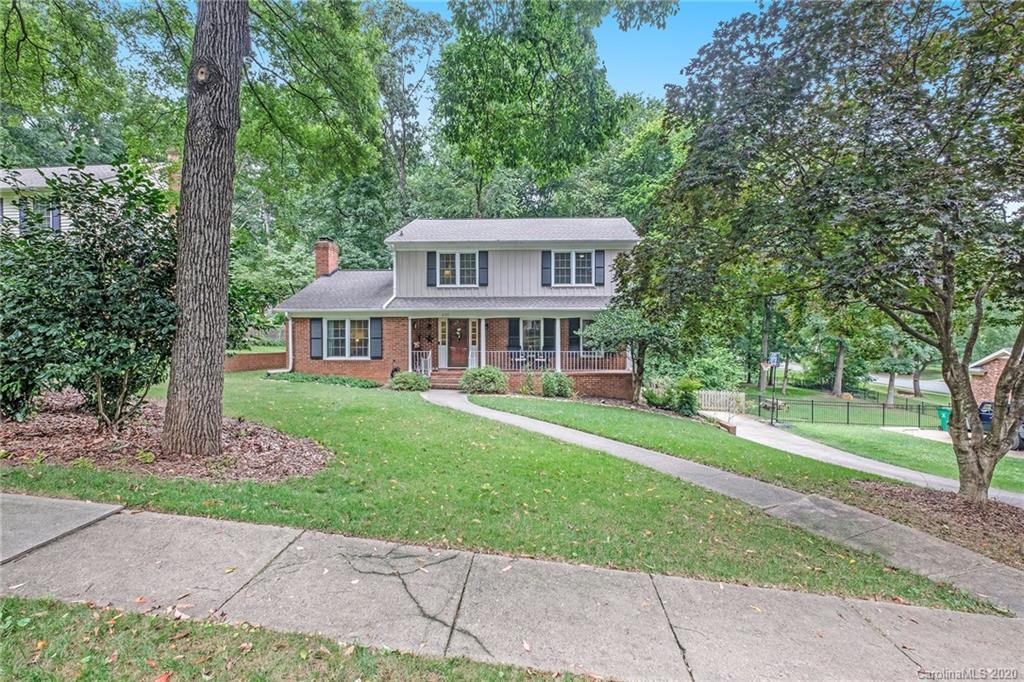 6125 Gate Post Road Charlotte, NC 28211 - Photo 3 of 41 Gallery Image 3