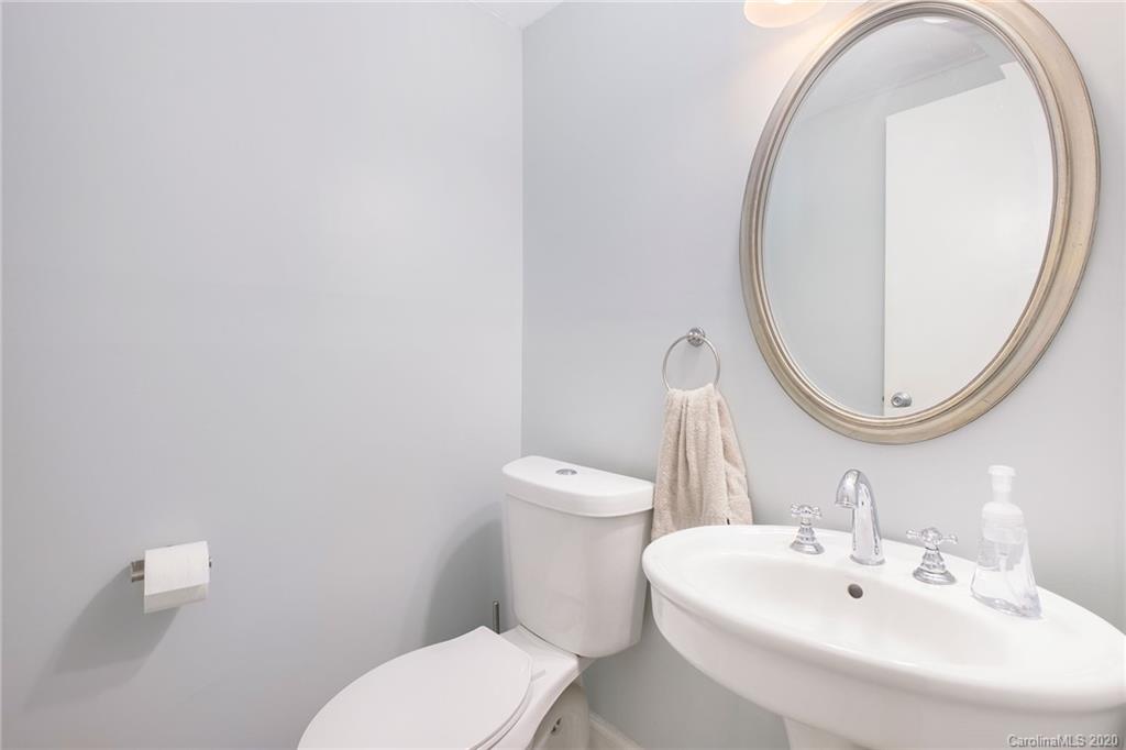6125 Gate Post Road Charlotte, NC 28211 - Photo 23 of 41 Gallery Image 23