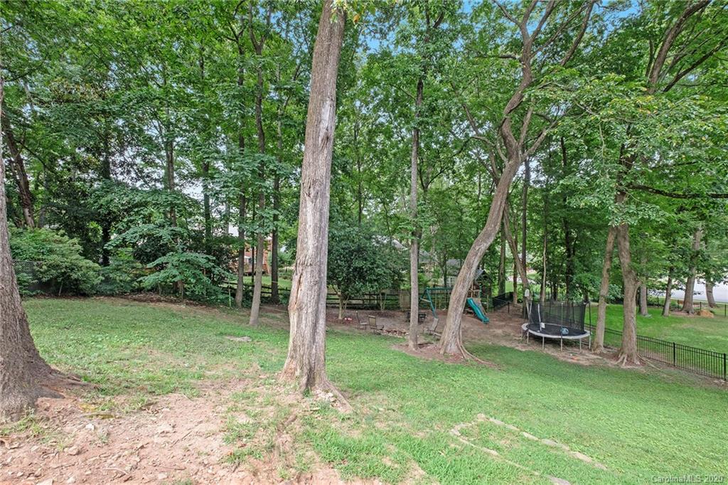 6125 Gate Post Road Charlotte, NC 28211 - Photo 38 of 41 Gallery Image 38