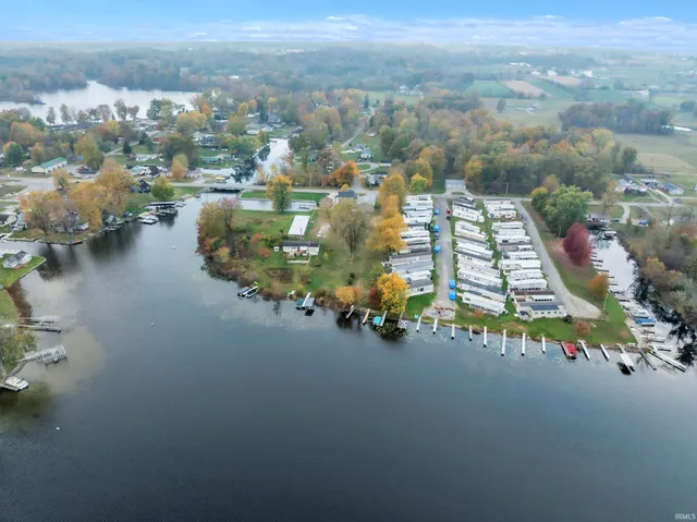 $91,000 | 5755 South 75 West, Wolcottville, IN 46795