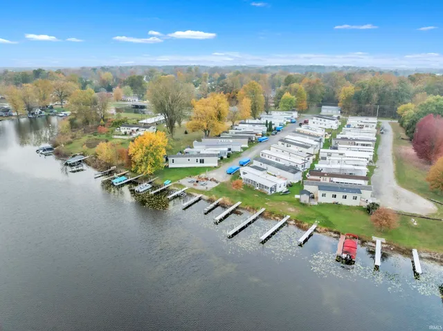 $91,000 | 5755 South 75 West, Wolcottville, IN 46795