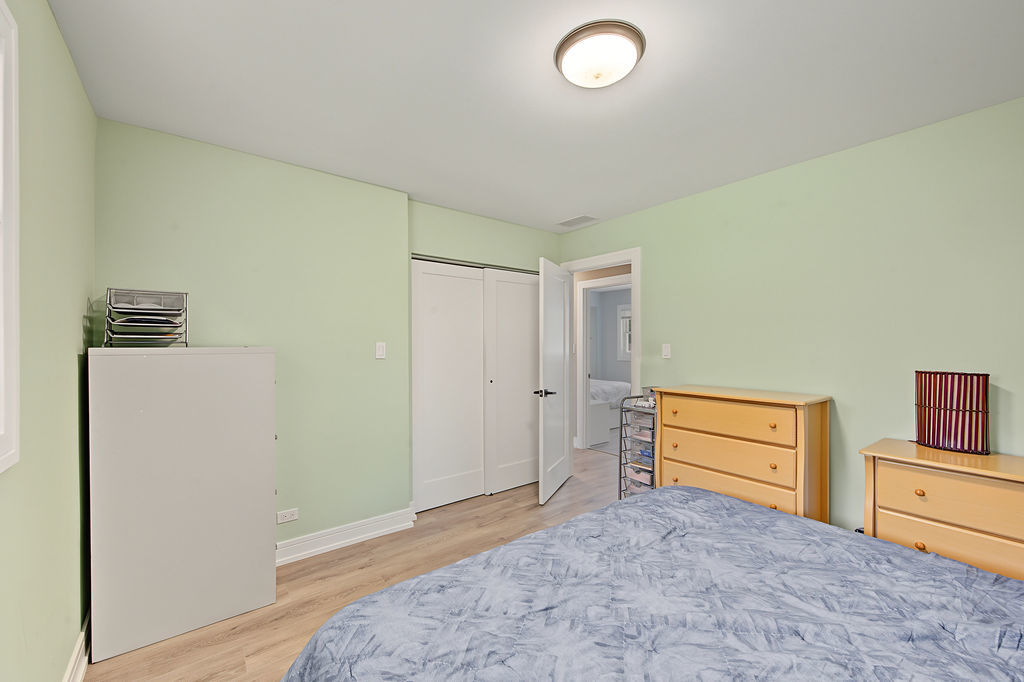 403 Spring S Road Schaumburg, IL 60193 - Photo 13 of 26 Gallery Image 13