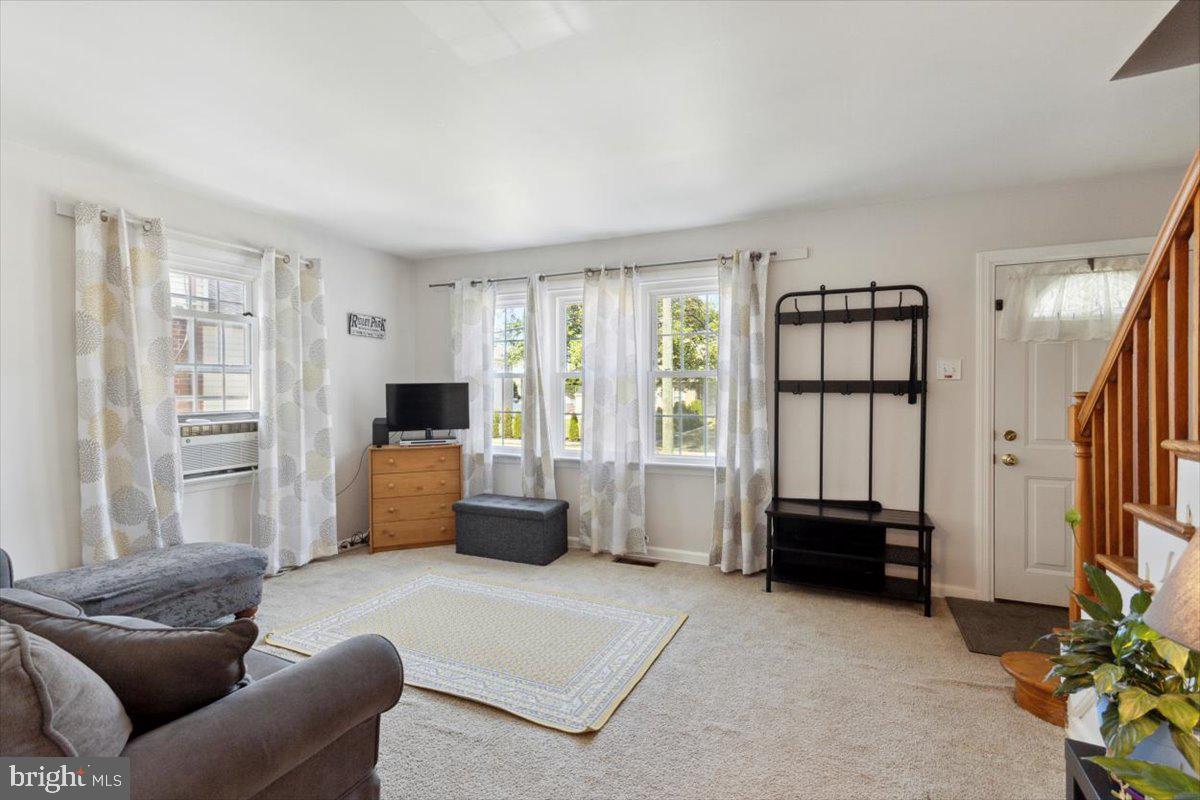 508 Thayer Street Ridley Park, PA 19078 - Photo 2 of 43 Gallery Image 2