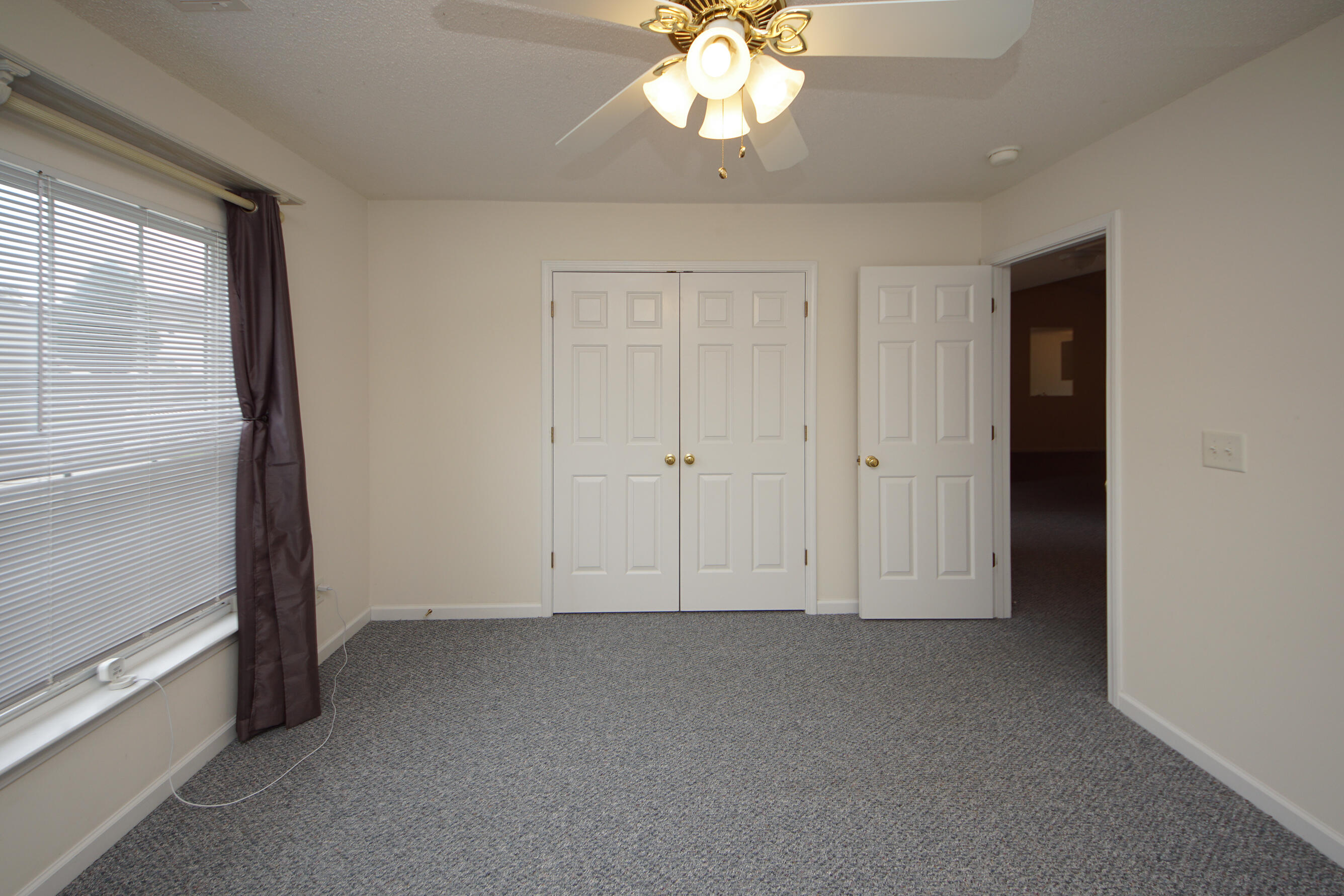 228 Westbrooke Road Summerville, SC 29486 - Photo 14 of 32 Bedroom 2