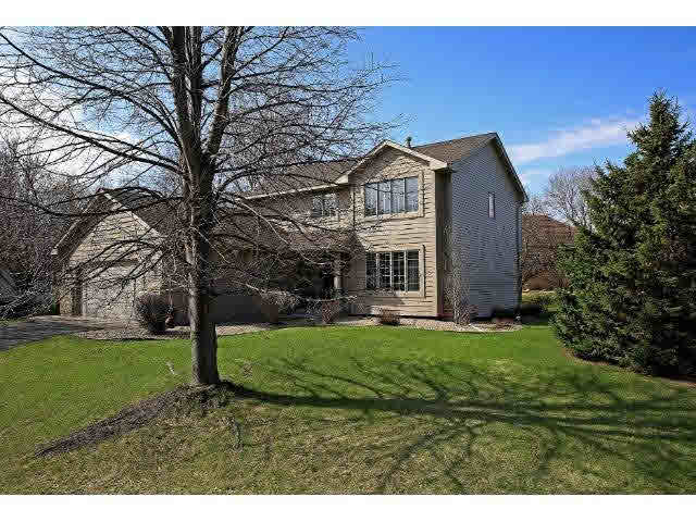 15401 Shadow Creek Road Maple Grove, MN 55311 - Photo 2 of 18 Gallery Image 2