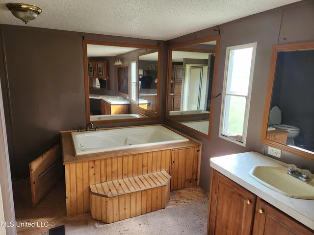 $49,000 | 118 Meadow Woods, Florence, MS 39073