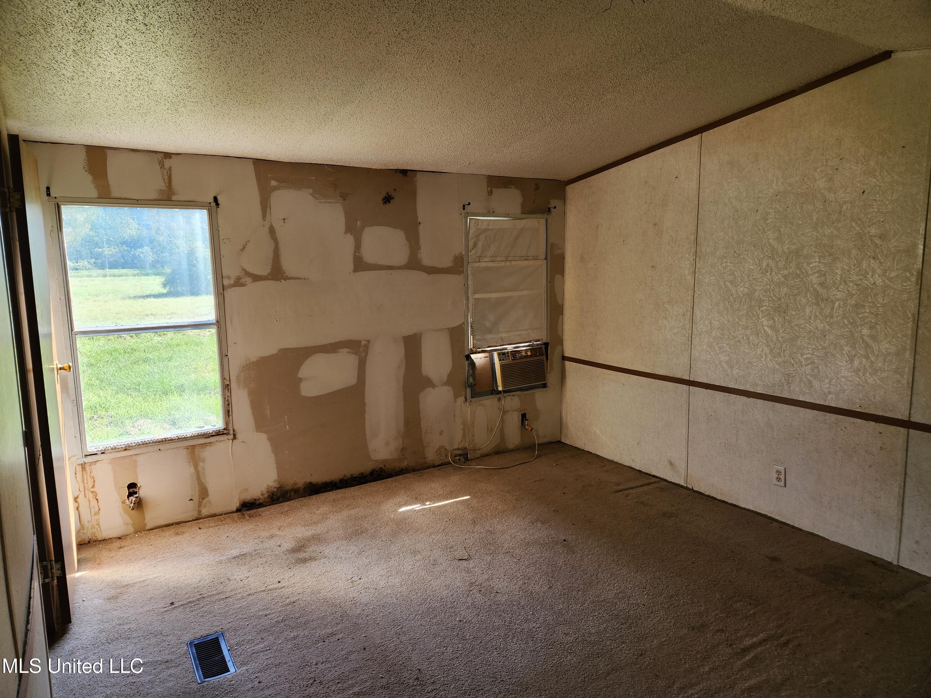 118 Meadow Woods Florence, MS 39073 - Photo 16 of 33 BED.1