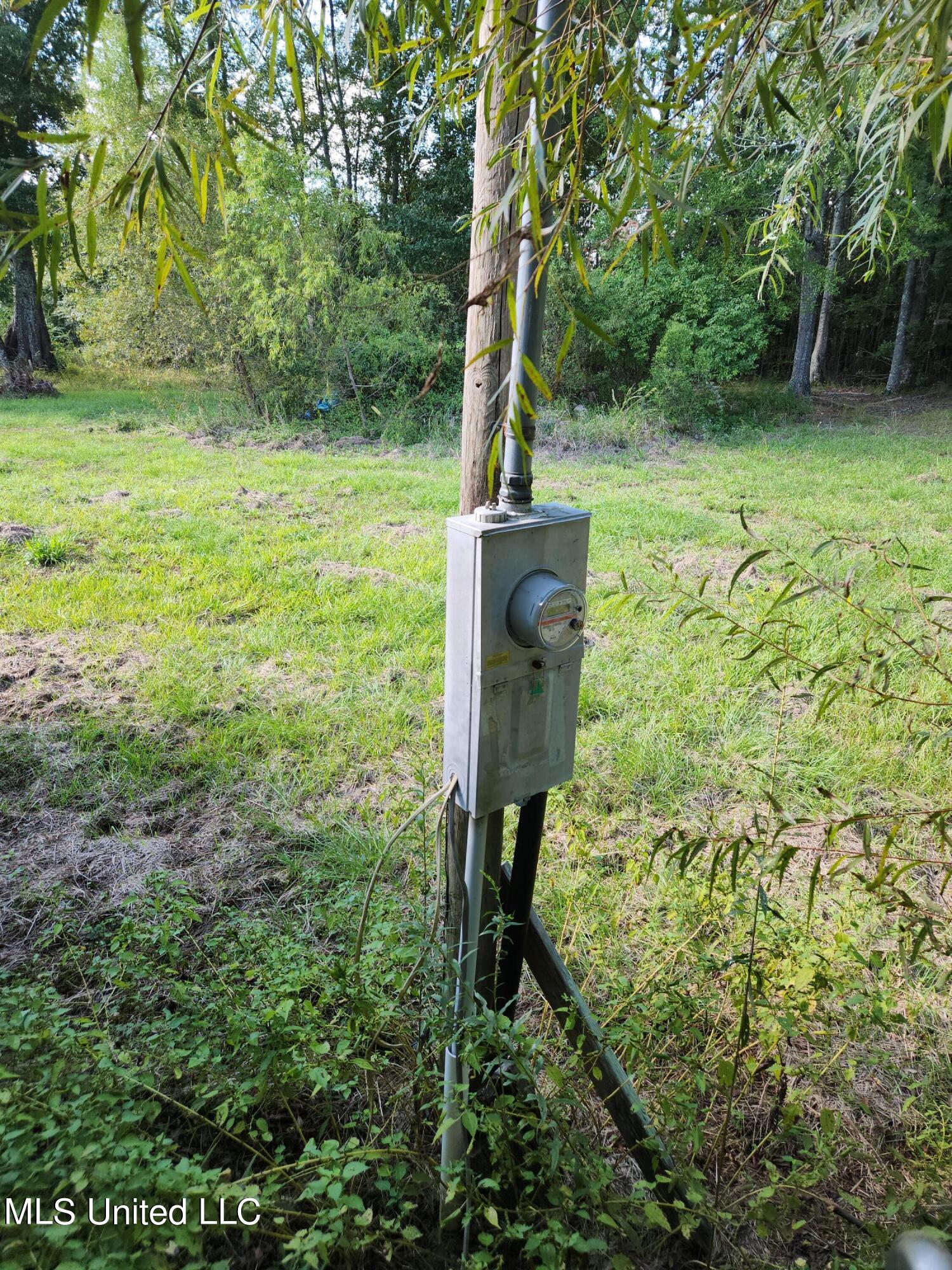 118 Meadow Woods Florence, MS 39073 - Photo 22 of 33 ELECTRICAL