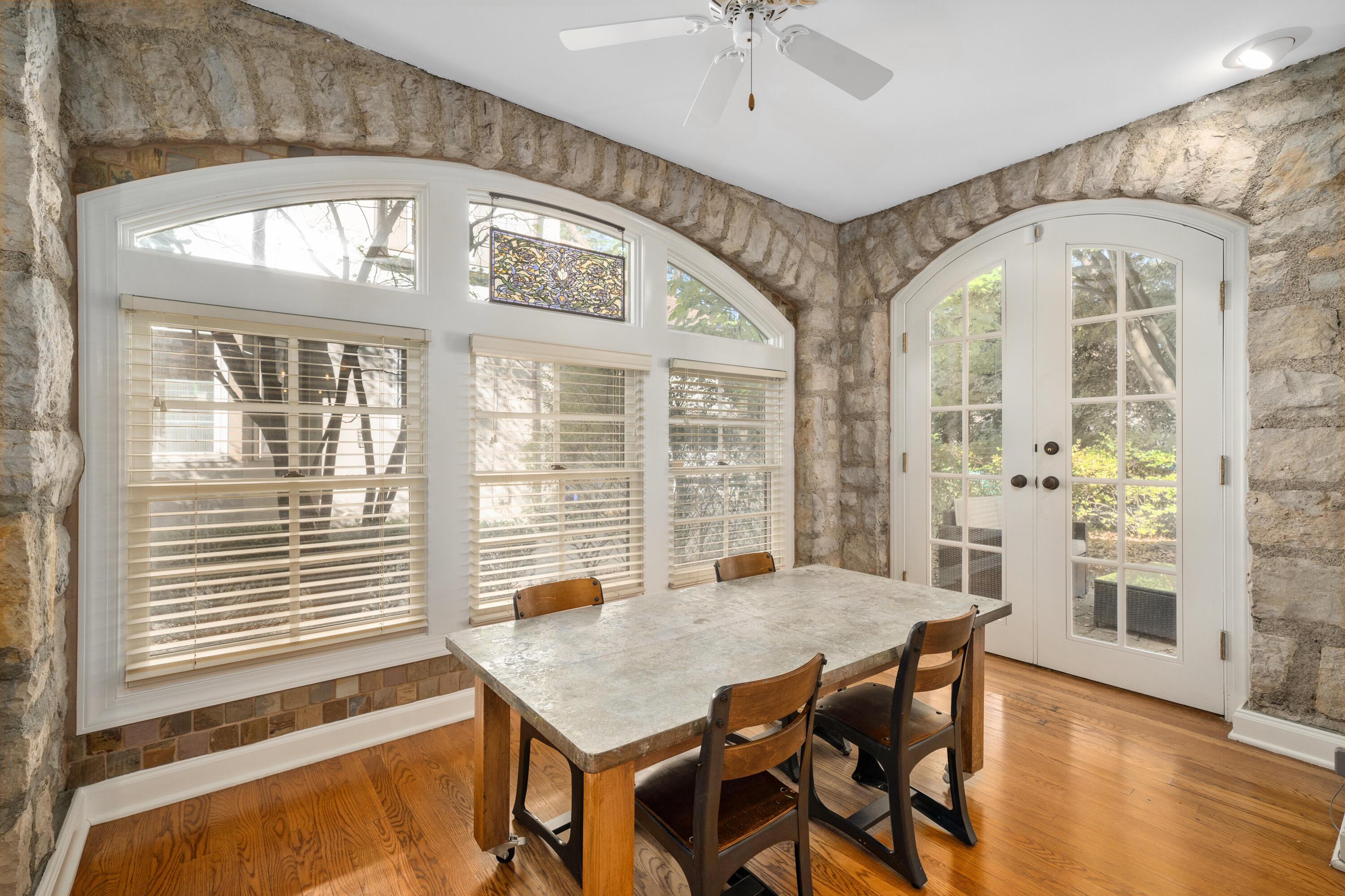 2760 Bryden Road Columbus, OH 43209 - Photo 12 of 55