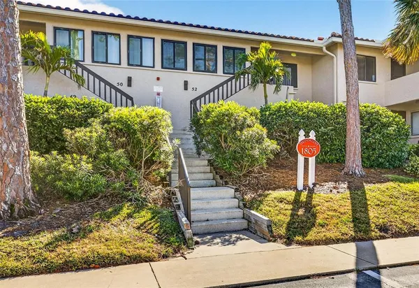 $2,200 | 1805 Mariner Drive, Unit 52, Tarpon Springs, FL 34689